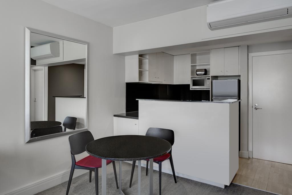 Adina Apartment Hotel South Yarra 멜번 외부 사진