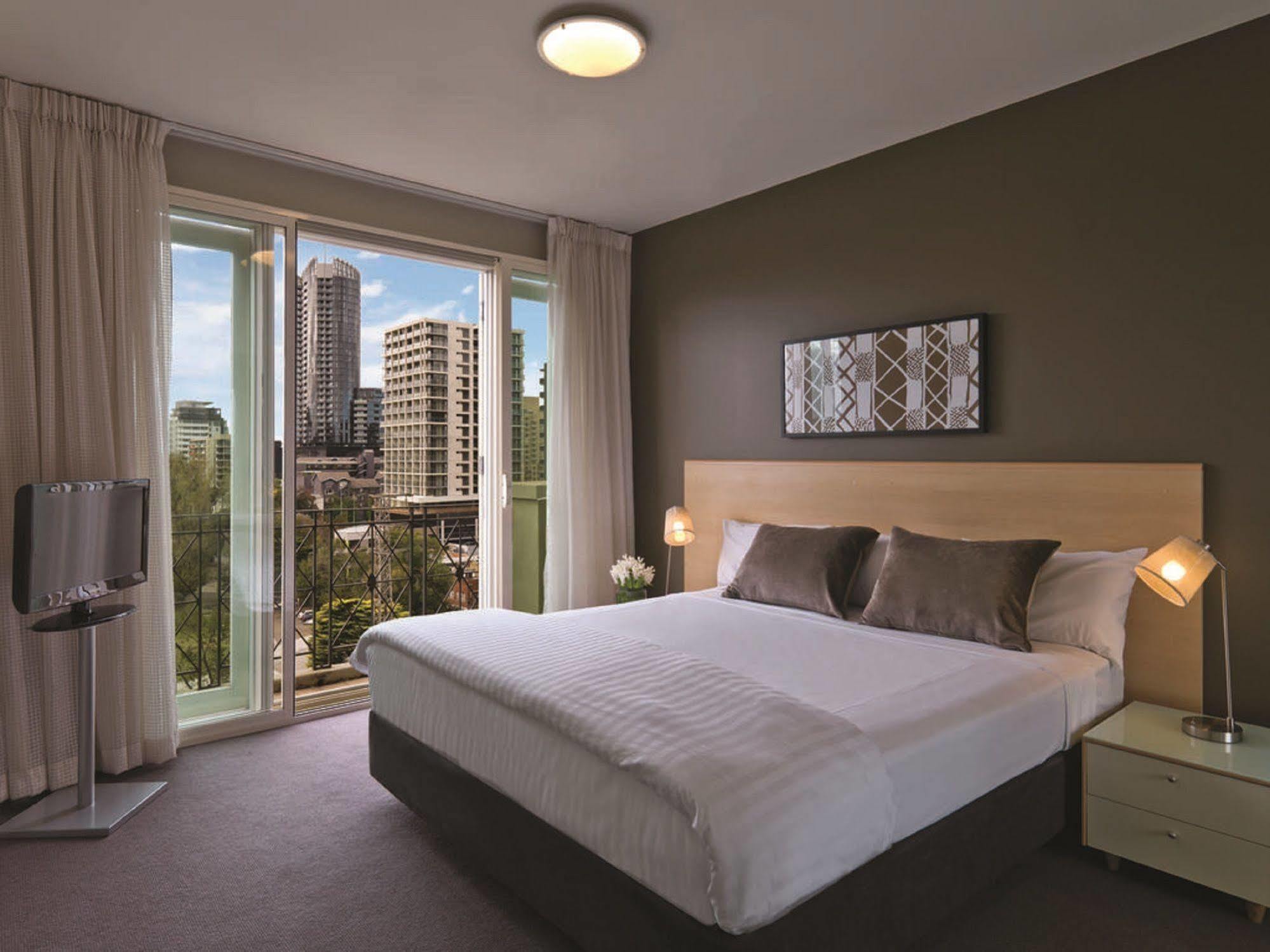 Adina Apartment Hotel South Yarra 멜번 외부 사진